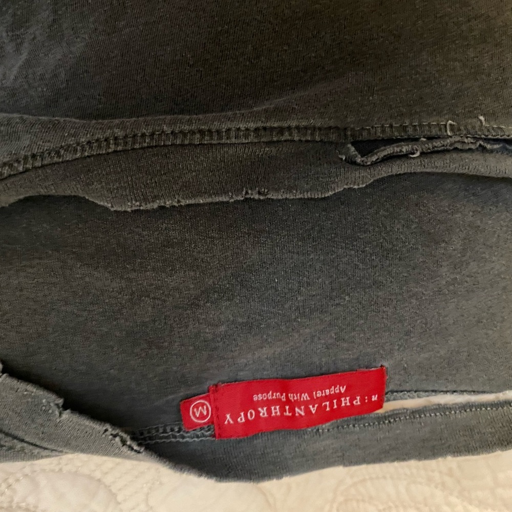 Philanthropy Distressed “Man’s Best Friend” Harlow tee - Picture 3 of 5